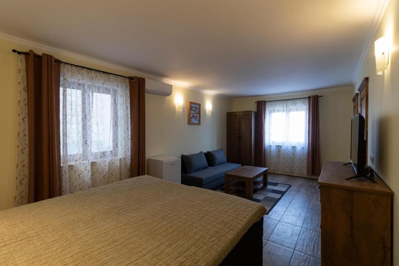 Taverna & Rooms Sutivan Esterno foto