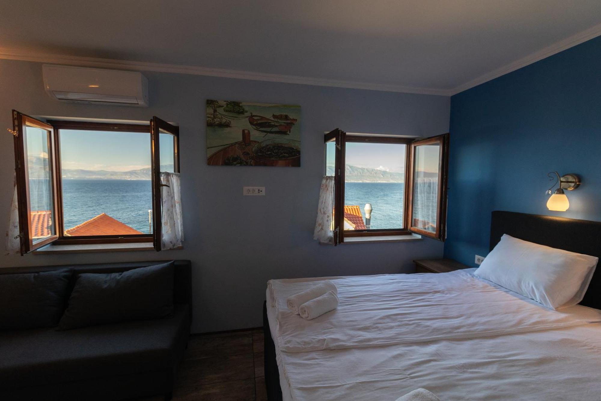 Taverna & Rooms Sutivan Esterno foto